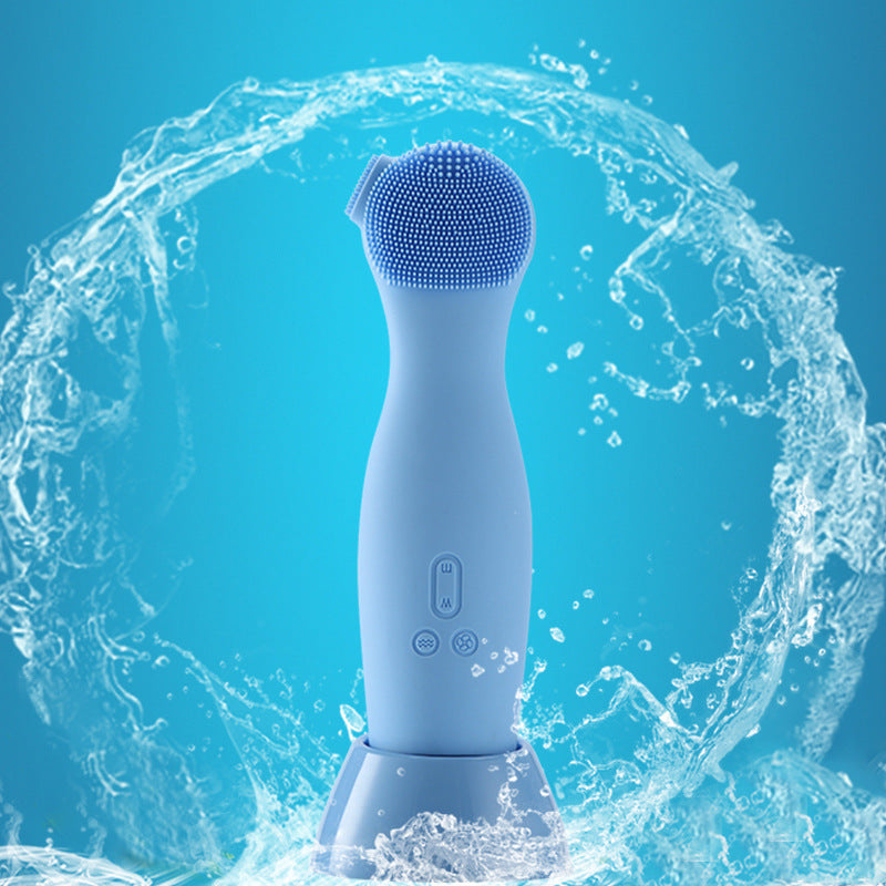 Electronic facial cleansing brush to clean pores
