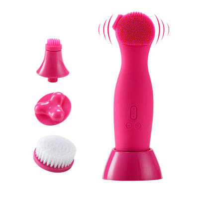 Electronic facial cleansing brush to clean pores